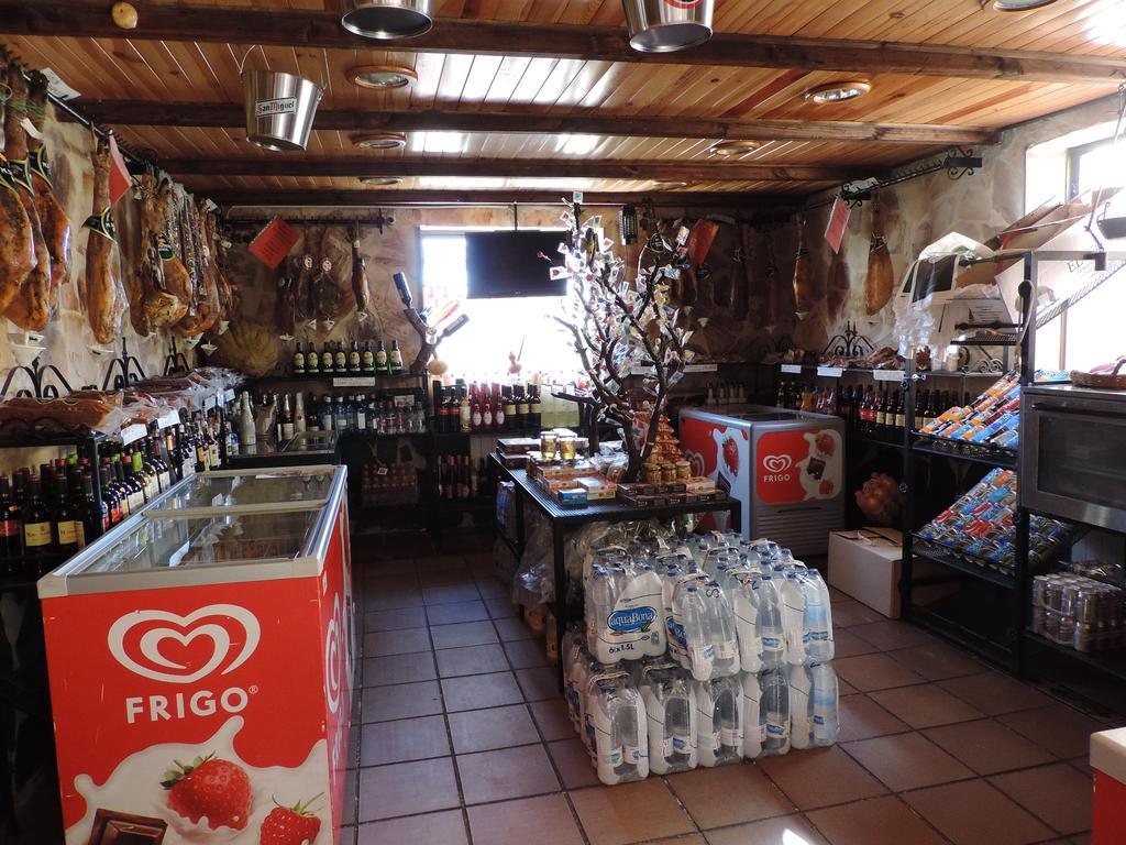 Hostal Sali Pelabravo Esterno foto
