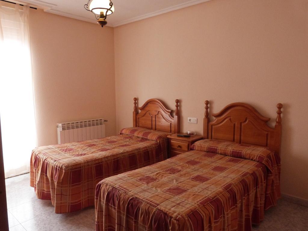 Hostal Sali Pelabravo Camera foto