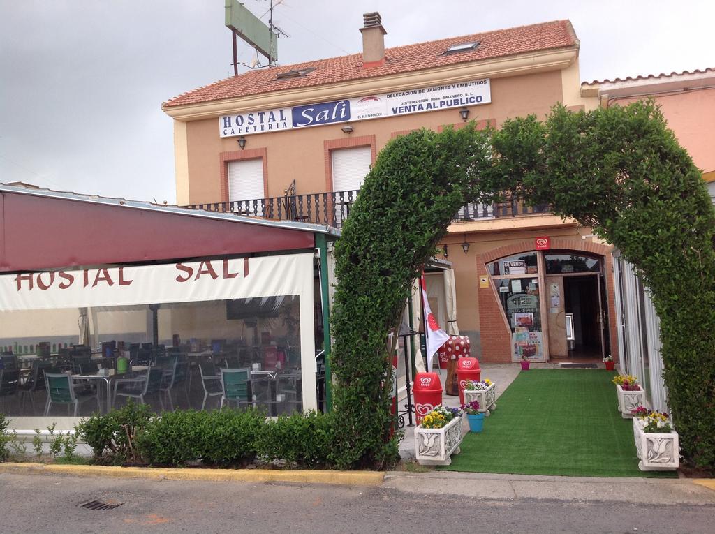 Hostal Sali Pelabravo Esterno foto